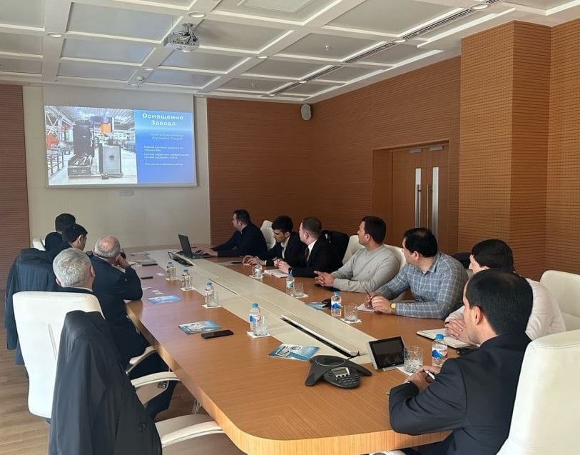 Туркменистан и Азербайджан обсудили перспективы сотрудничества в судостроении