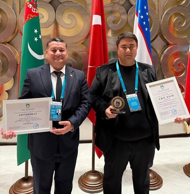 Туркмено-узбекский фильм «Махтумкули Фраги» награжден дипломом в Казани