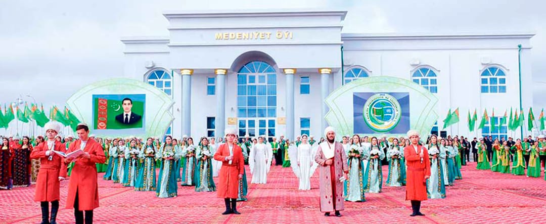 Сакарчагинскому этрапу Марыйского велаята  Туркменистана вручена премия в 1 миллион долларов США