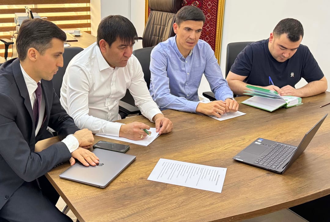 Федерация футбола Туркменистана и «Вильярреал» обсудили развитие детско-юношеского футбола