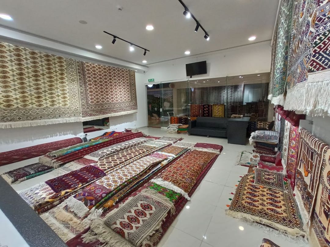 Ковровое предприятие Kümüş Ýüpek объявляет о скидках до 50%