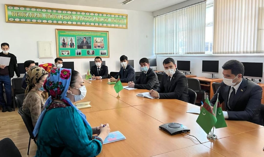 Ashgabat hosts a five-day seminar on digitalization in the public sector