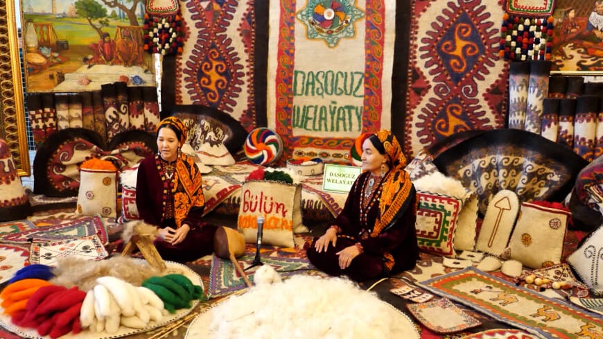 «Мы показали лучшее, что умеем»: в Ашхабаде прошел конкурс по кошмовалянию