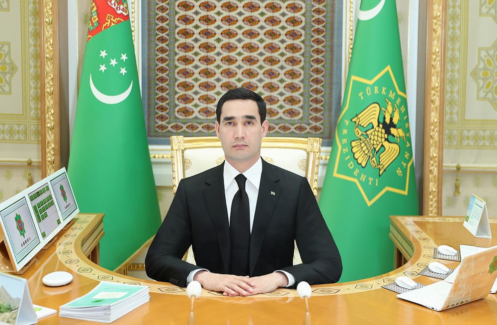 Президент Туркменистана поставил задачу создать новые рабочие места