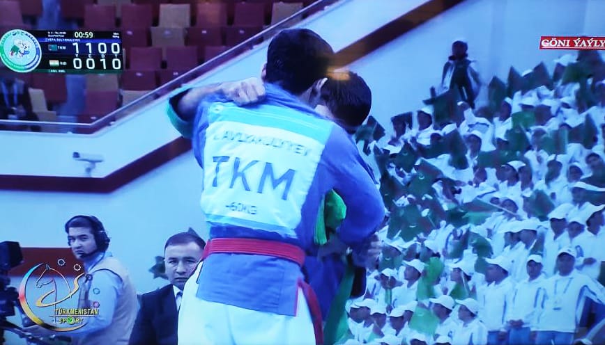 Еще два туркменских спортсмена гарантировали себе медали чемпионата мира по курашу