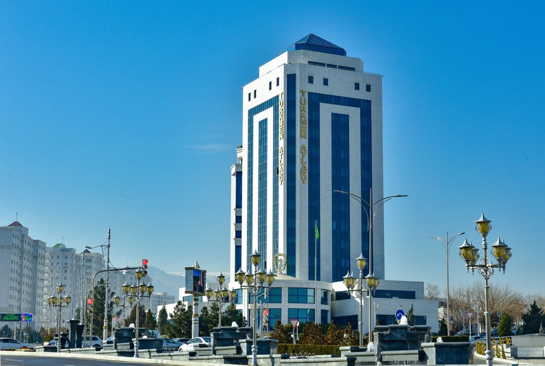 В Туркменистане утвердили порядок оформления паспортов для племенных ахалтекинских скакунов