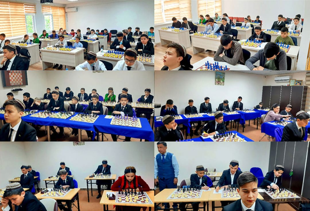 Аллаяр Ширлиев дал сеанс игры вслепую на 25 досках