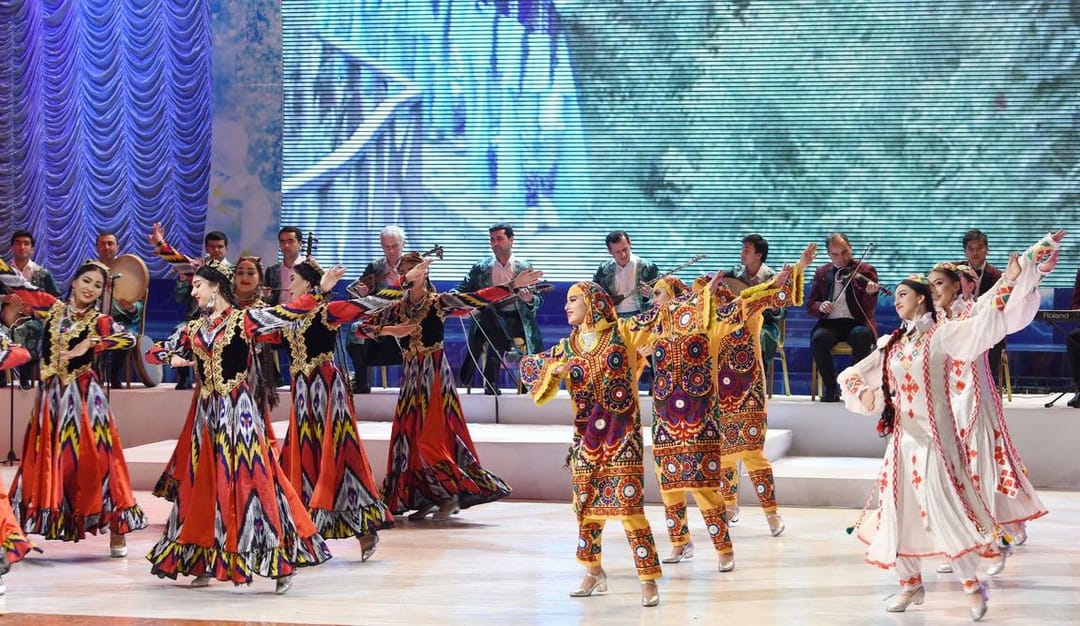 ЮНЕСКО включило искусство таджикских ткачей в список культурного наследия