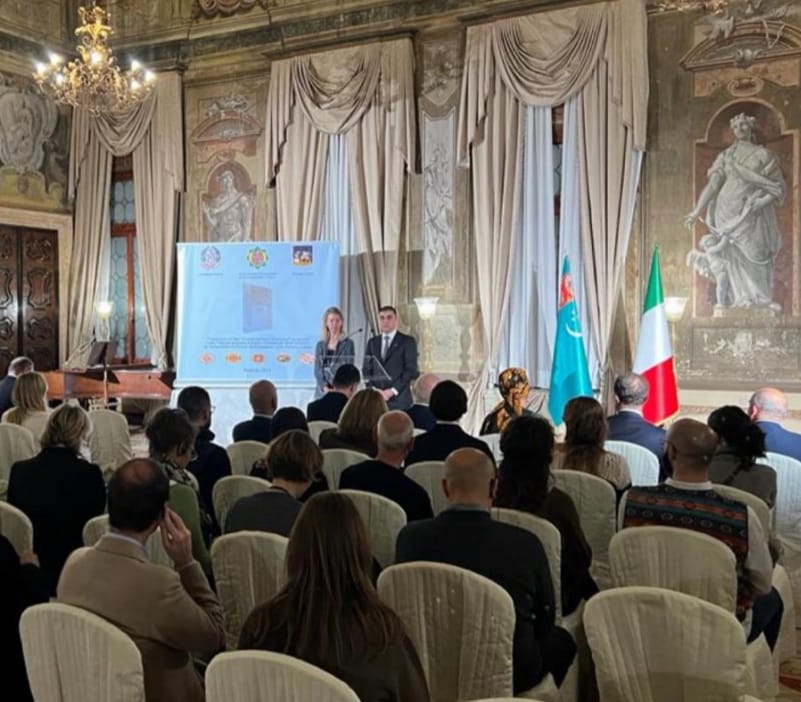 В Венеции состоялась презентация книги «Духовный мир туркмен» на итальянском языке