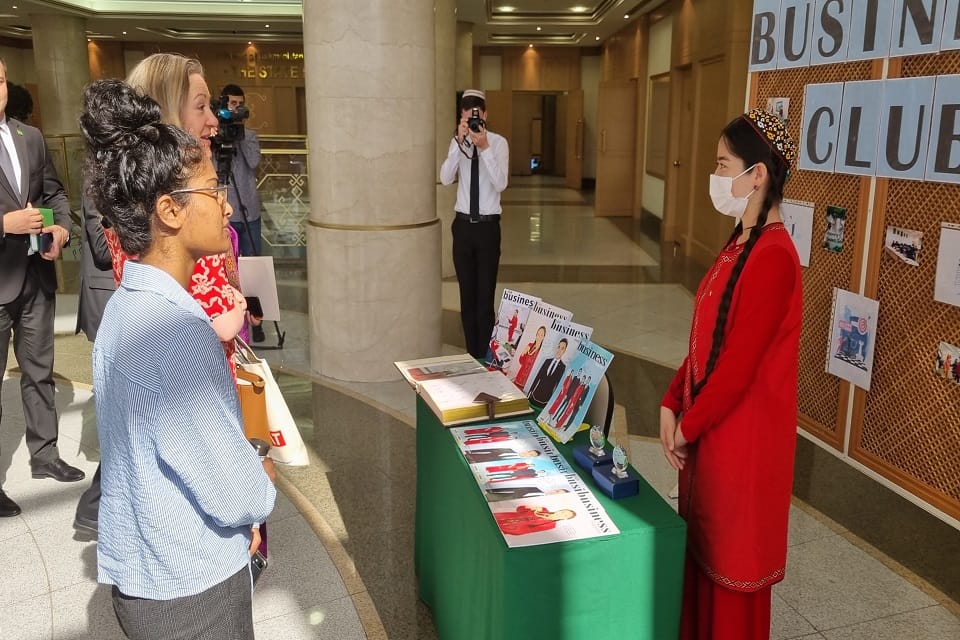 A screening of the documentary film “Life on our planet” was held at the International University for the Humanities and Development