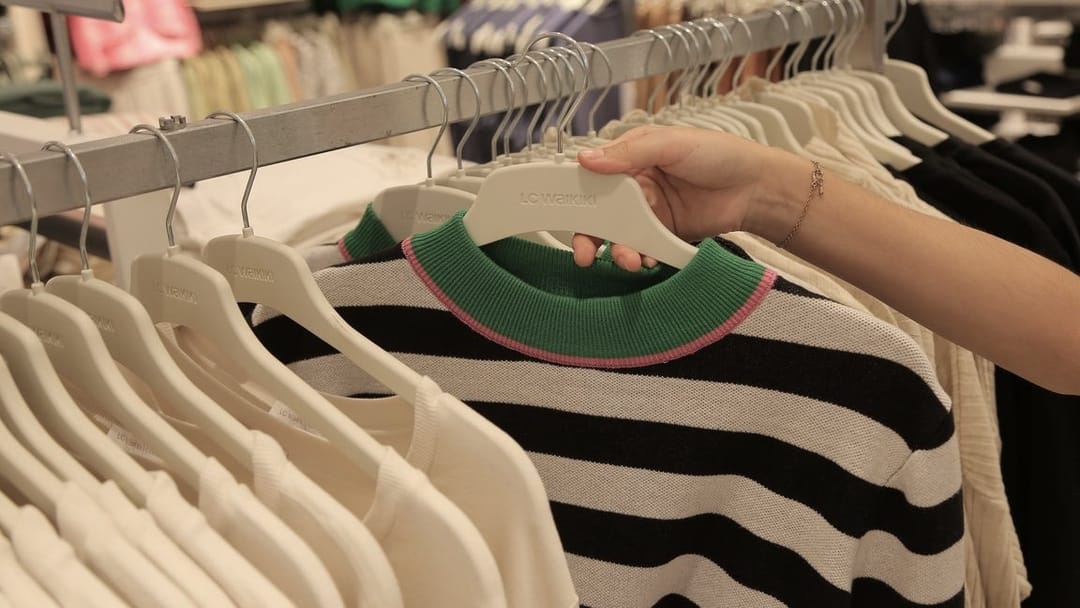 Магазин LC Waikiki напоминает о текущих скидках