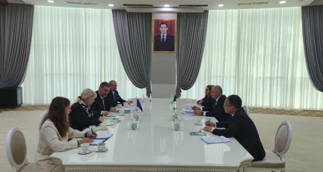 ÝB-niň Merkezi Aziýa boýunça Ýörite wekili bilen hyzmatdaşlyk meseleleri ara alnyp maslahatlaşyldy
