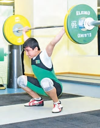 В Ашхабаде состоялось открытое первенство города по тяжёлой атлетике среди юниоров