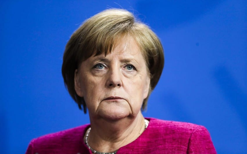 Merkel syýasata dolanmak islemeýär
