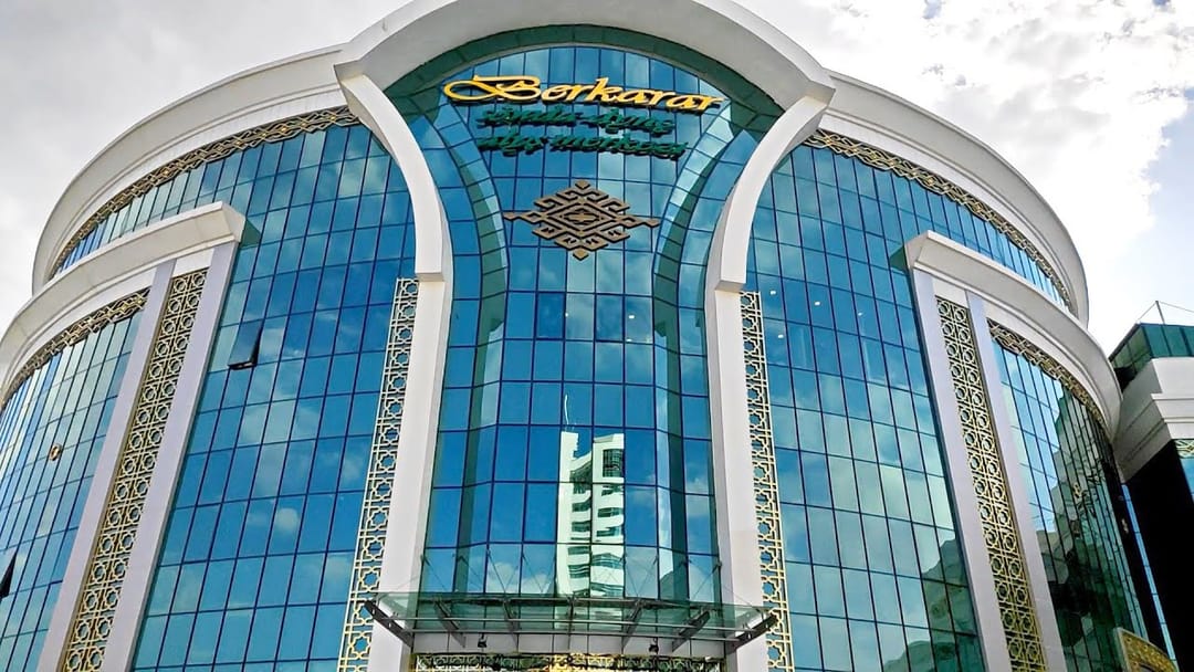 «Беркарар» признан лучшим торговым центром в Ашхабаде