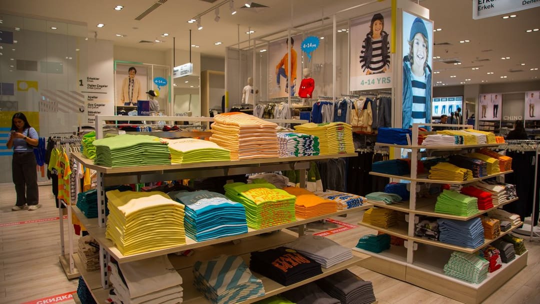 Яркие краски осени: в магазине LC Waikiki представлена линейка одежды для детей