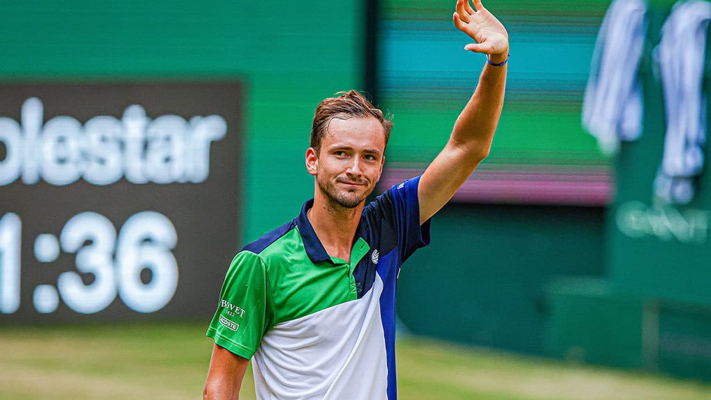 «Rolan Garros» — 2023: Dünýäniň ikinji raketkasy birinji tapgyrda ýaryşdan çykdy