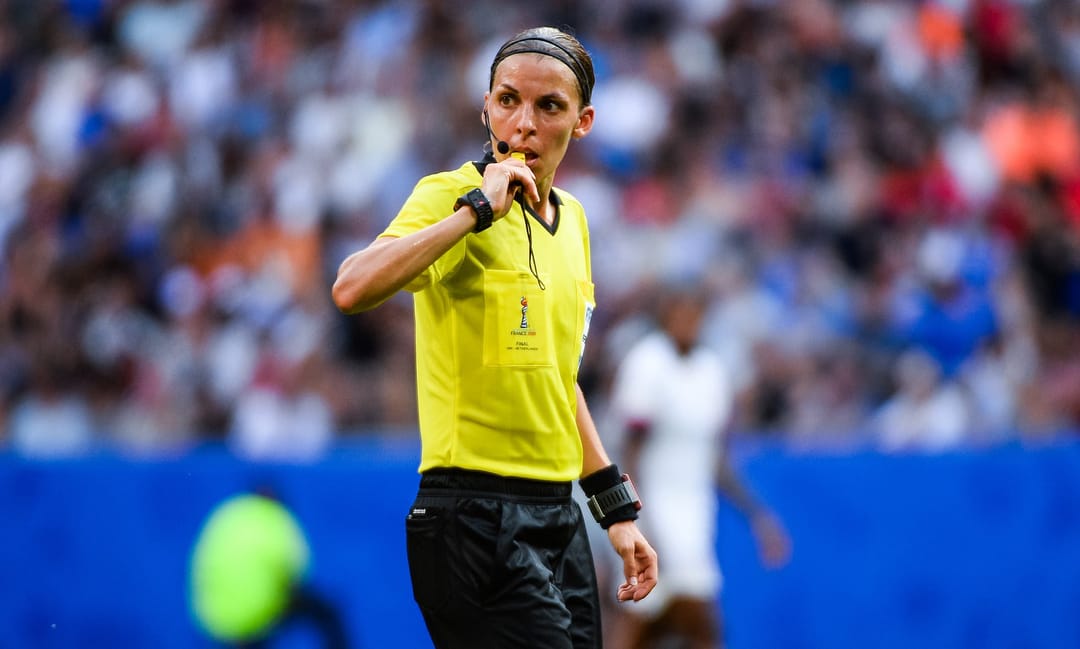 Çempionlar ligasynyň taryhynda ilkinji gezek...