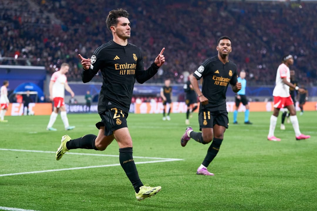 Gysga setirlerde: 15-nji fewralda sport habarlary