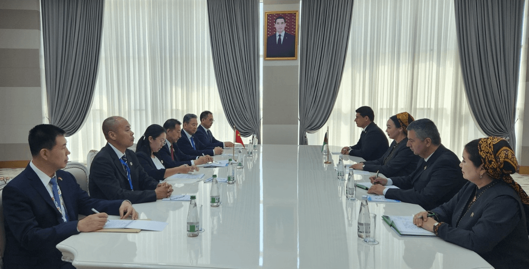 Türkmenistanyň Mejlisiniň Başlygy Ählihytaý komitetiniň Başlygynyň orunbasary bilen duşuşdy