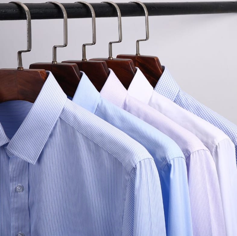 Марыйская швейная фабрика "Ениш" запустила в производство осеннюю линию мужских рубашек