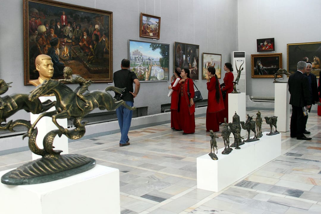 В Ашхабаде представили свое искусство художники северного региона Туркменистана