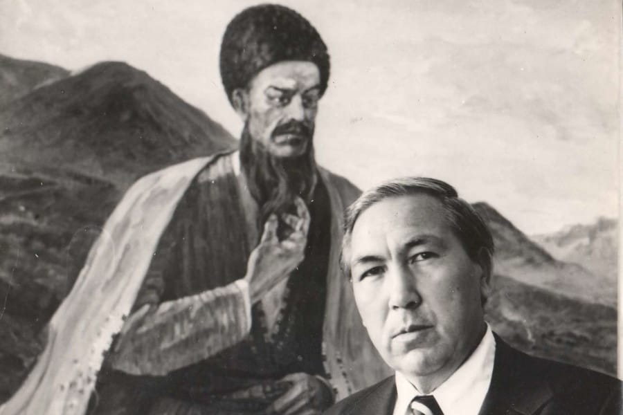 В Туркменистане отметят 100-летний юбилей Айхана Хаджиева 