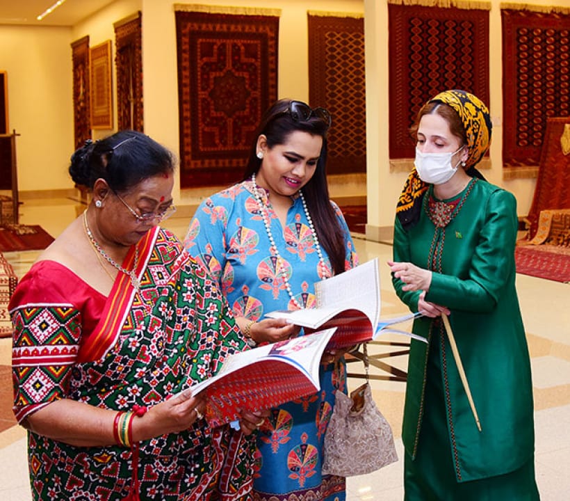 Turkmenistan arranged a varied culture program for the First Lady of India