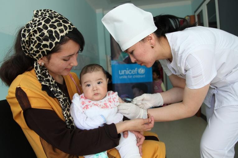 В Ашхабаде обсудили важность раннего развития ребенка