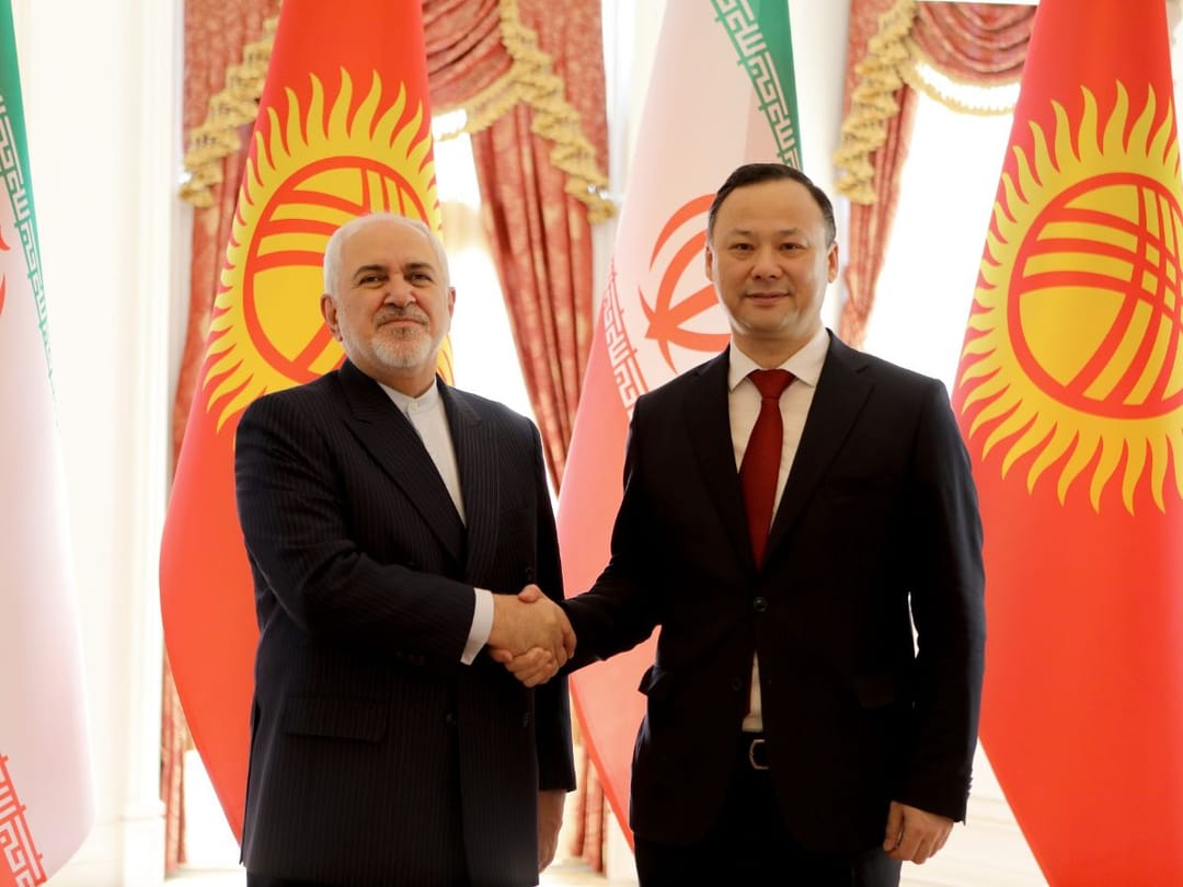 Иран и Кыргызстан договариваются о возобновлении прямого авиасообщения