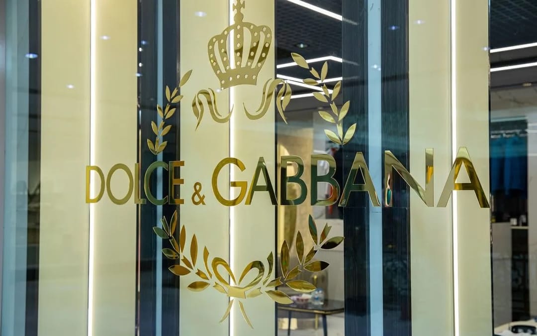 Until the end of August, Dolce&Gabbana store in Ashgabat reduced prices