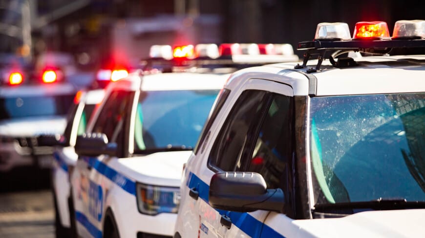 On ýaşly oglanjyk ejesiniň awtoulagyny alyp gaçyp, 300 kilometr menzil geçdi