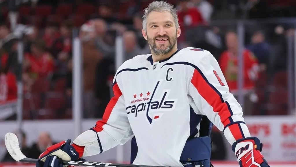 Ovechkin's autographs skyrocket in price to 2 million rubles after historic record