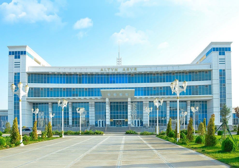 Туркменская компания сотовой связи работает над проектами по предоставлению современных услуг населению