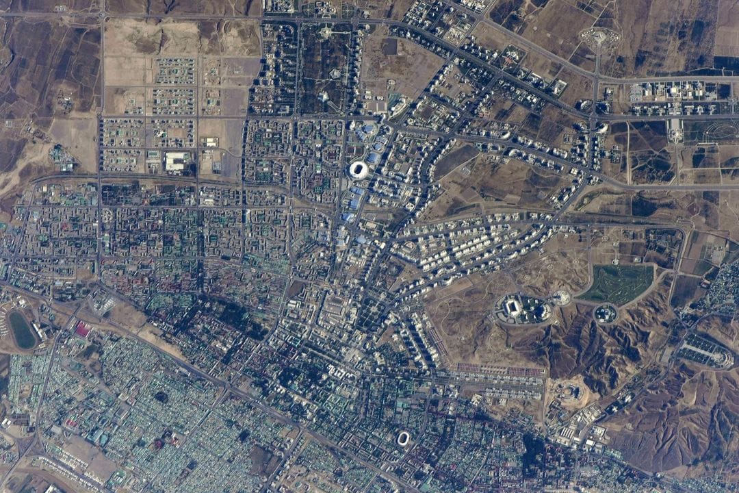 Космонавт Иван Вагнер поздравил Туркменистан с Днём независимости орбитальными снимками