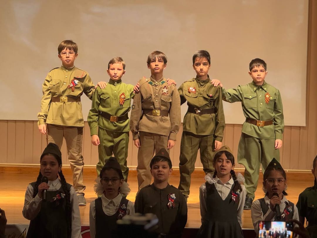 Фестиваль военной песни в честь 80-летия победы прошел в туркмено-российской школе в Ашхабаде