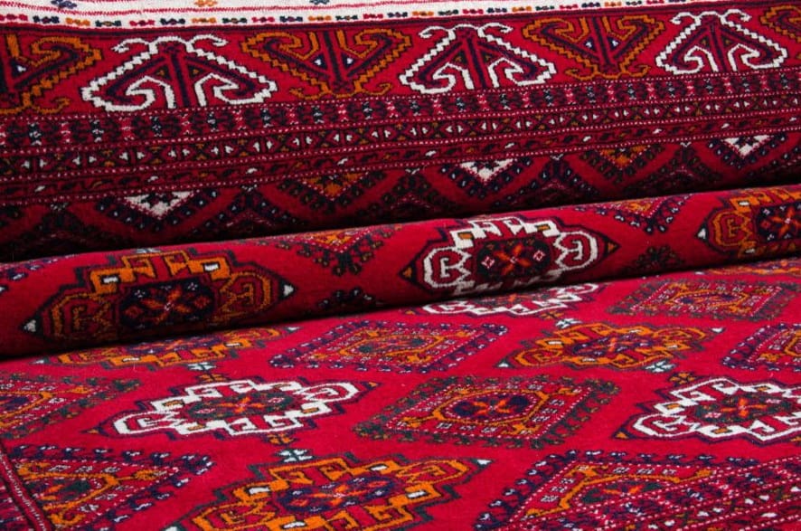 Президент Туркменистана распорядился расширить рынки сбыта ковровой продукции