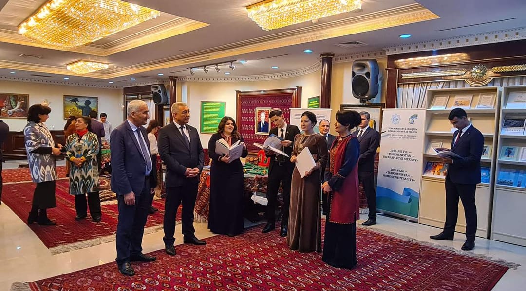 В Посольстве Туркменистана в Республике Узбекистан организована выставка