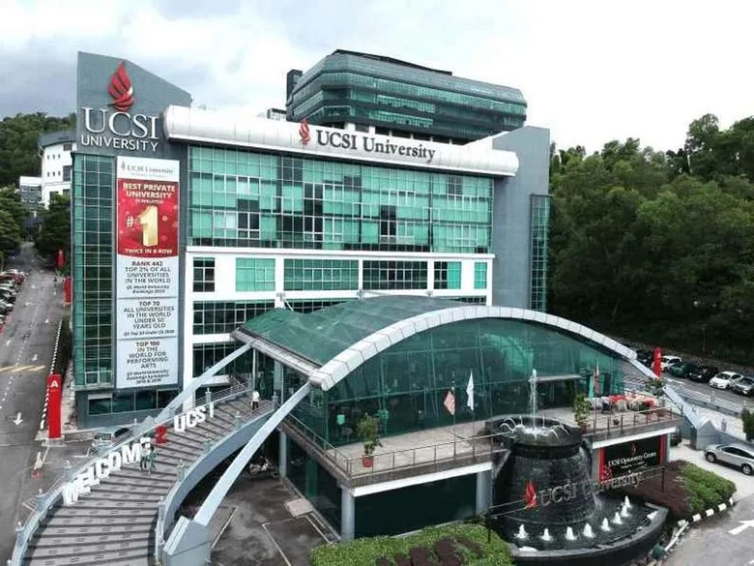 Туркменская компания Bilimli ädim стала представителем ведущего малазийского университета UCSI