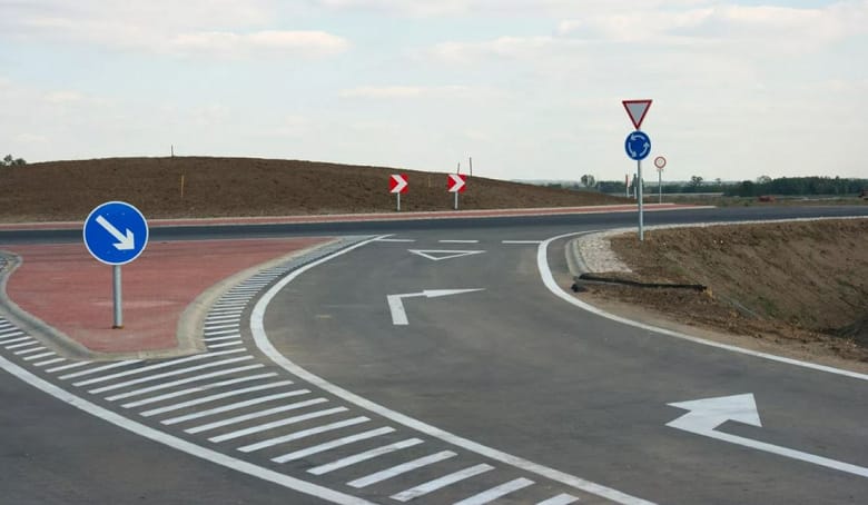 Russia has developed a self-cleaning road