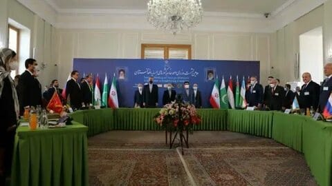 The neighboring countries of Afghanistan and Russia identified the only solution to the problems of this country