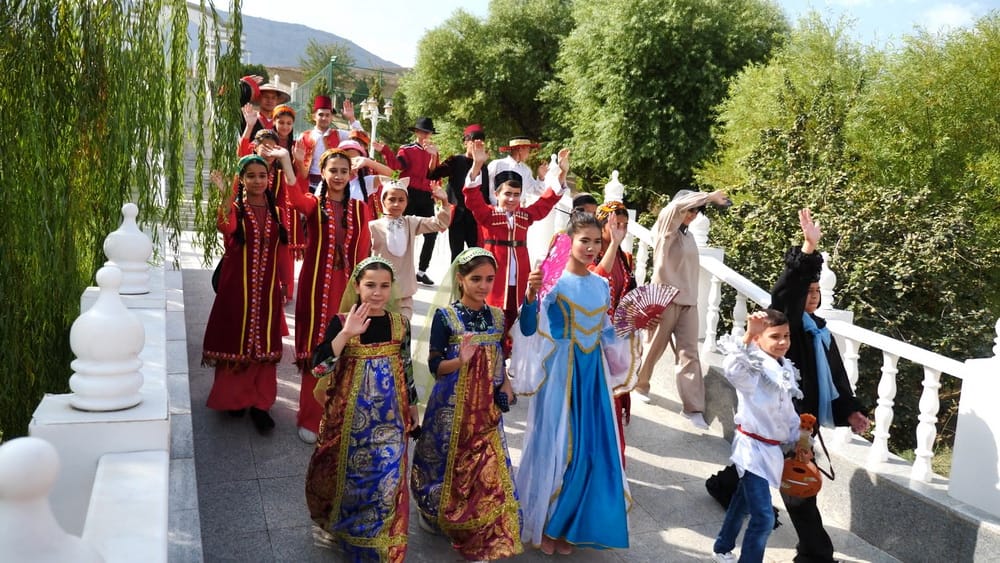 В Туркменистане прошел конкурс между детскими оздоровительными центрами на знание языков