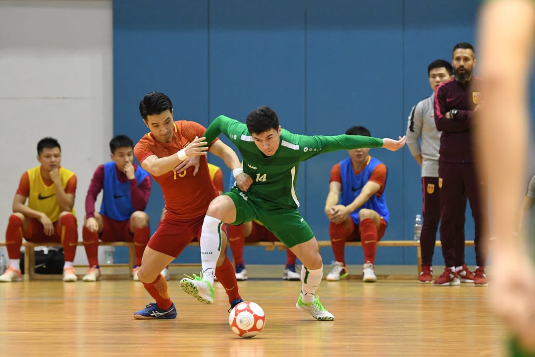 Сборная Туркменистана по футзалу уступила Китаю на старте турнира «Futsal Week Winter Cup»