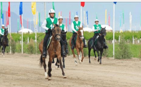 В Ашхабаде состоялся конный марафон 