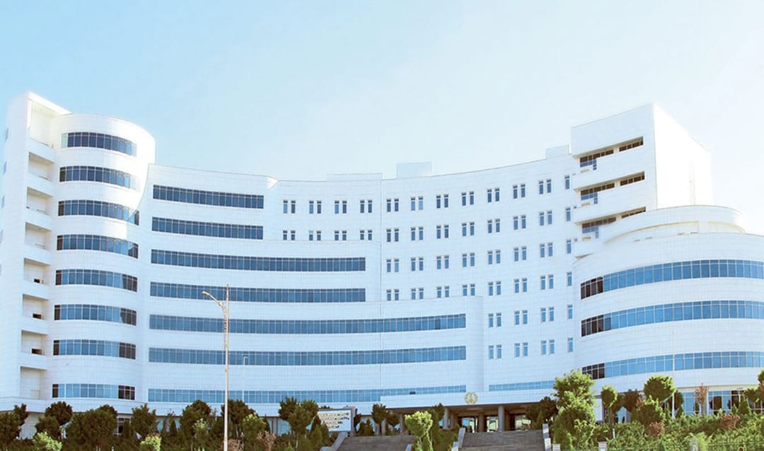 Представительство ЮНИСЕФ в Туркменистане вручило Фонду имени Гурбангулы Бердымухамедова сертификат