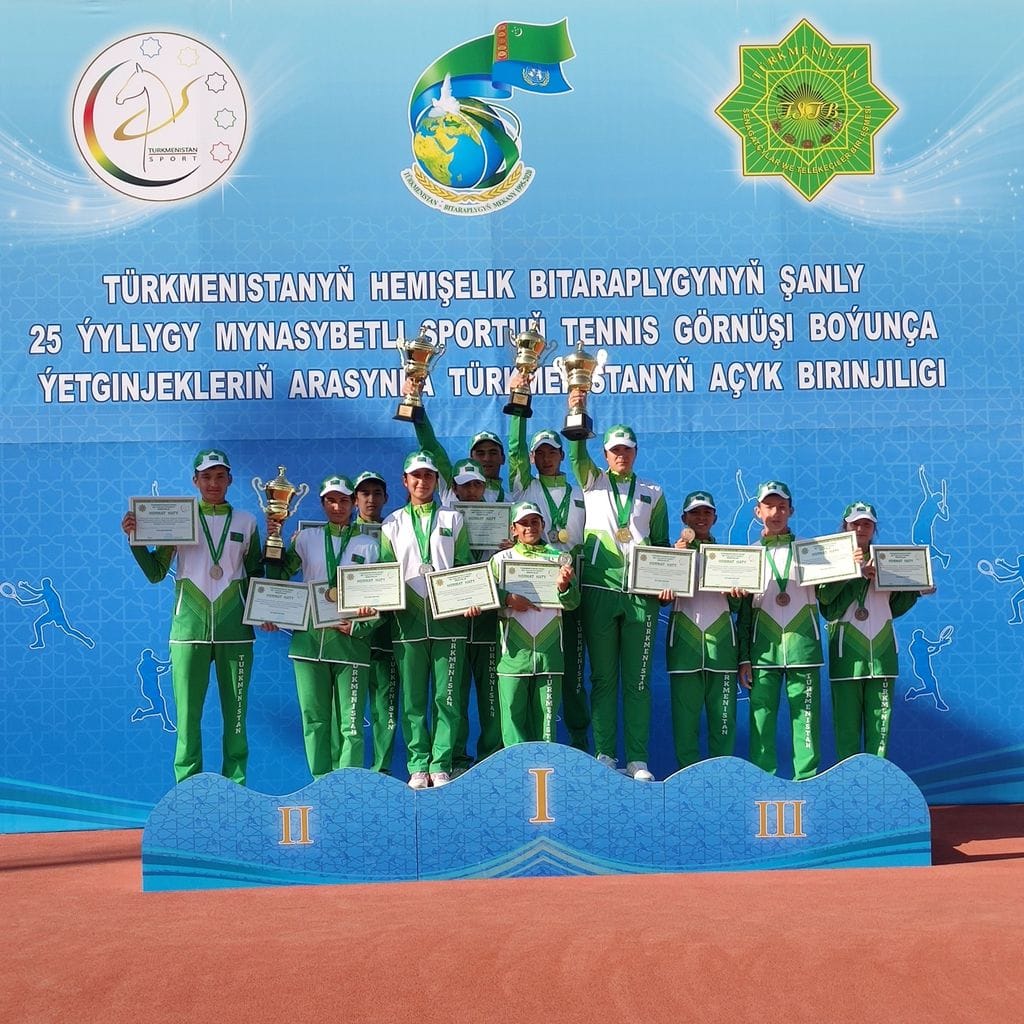 Türkmenistanyň Tennis federasiýasy 2021-nji ýyly üstünlikli jemledi