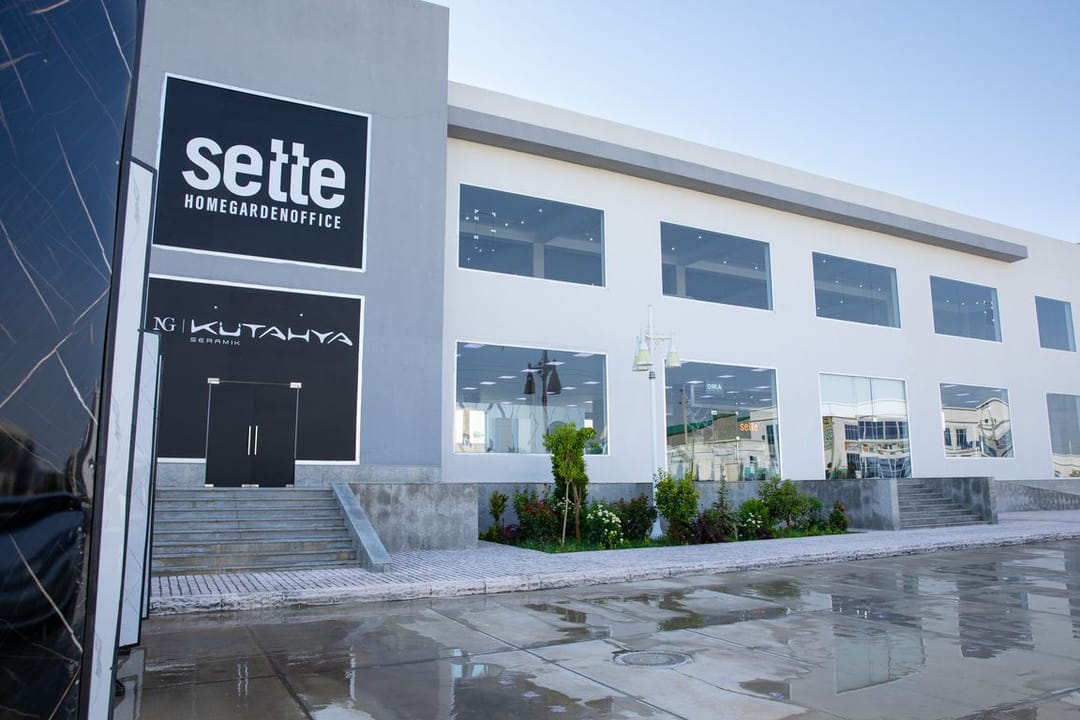 The Kutahya Seramik brand store in Ashgabat offers a large selection of high-quality tiles and porcelain stoneware