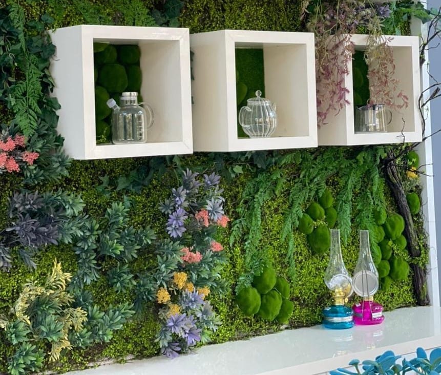 Фитостены из стабилизированного и искусственного мха для дома и террас от Bossan Concept