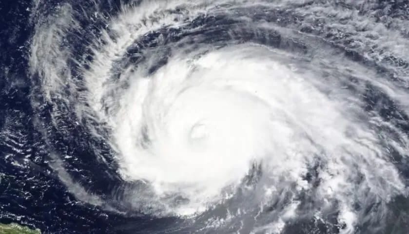 Western Europe is expecting hurricane “Domingos”, which will replace “Ciaran”