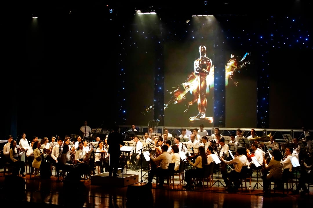 Концерт музыки из кинофильмов премии «Оскар» был горячо встречен ашхабадской публикой